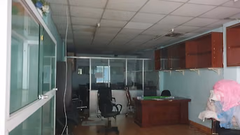 Cho thuê nhà mặt tiền Mặt Phố đường Nguyễn Chí Thanh, Phường Vườn Lài