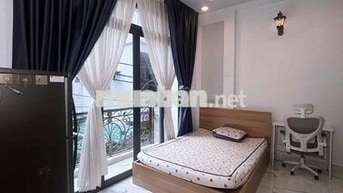 nhà Phan Xích Long siu vuýp ban công full nội thất giá rẻ