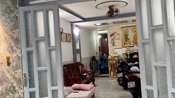 Nhà Bán Hẽm Pham Xích Long, Quân 11. Diện tích : 4,3 x 13m