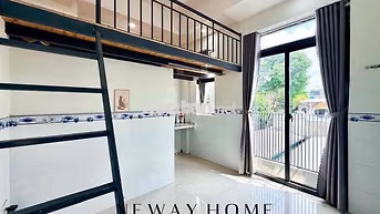 DUPLEX GÁC CAO L, BAN CÔNG LỚN SẴN MÁY LẠNH, NGAY ĐH CÔNG THƯƠNG