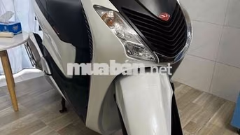 Honda SH Trắng