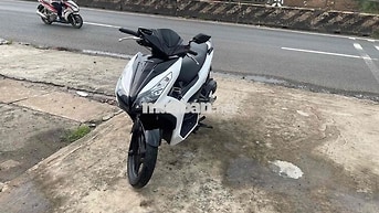 Honda Air Blade Trắng đen Xe tay ga