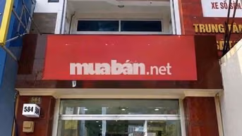 mặt tiền cực thu hút 3/2 Quận 10