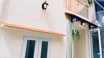 ☎ ☎ Nhà mới 3 phòng ngủ gần đường Hoa Sữa khu Phan Xích Long
