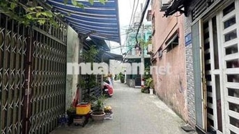 nhà thống nhất p16 hẻm xe hơi 2 tầng