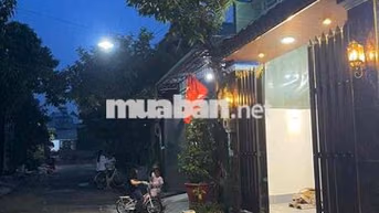 Nhà Phố Hóc Môn 6x16m 1 trệt 1 lầu 4pn ,2wc,đường nhựa xe hơi