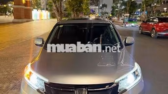 Honda CR-V 2.4G 2017 Bạc 8 vạn