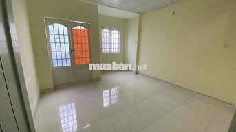 nhà 1 lầu 3pn2wc đ48 còn mới đẹp