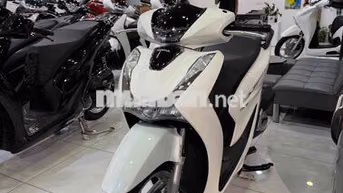 Honda SH150i ABS 2022 Trắng