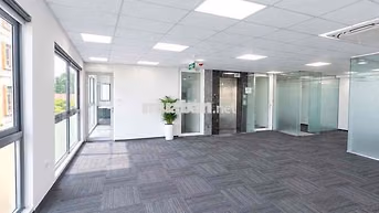 Cho thuê văn phòng tại Huỳnh Thúc Kháng 130m2 giá chỉ 25t