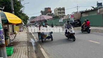 Nhà Mặt Tiền 5x32m đúc lửng Đường Trịnh Thị miếng Đối diện trường c12