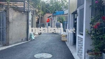 Nhà 1 trệt 2 lầu 4PN 3WC hẻm đường 6 Linh Tây gần Phạm Văn Đồng