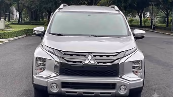 Mitsubishi Xpander Cross 2020 Bạc 7 chỗ