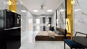 CHO THUÊ STUDIO CỬA SỔ TRỜI NGAY VÒNG XOAY DÂN CHỦ, QUẬN 3