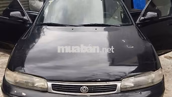 Mazda 626 Sedan 4 chỗ màu Đen