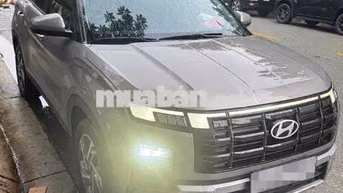 Hyundai Creta Bản đặc biệt Xám 8.000 km