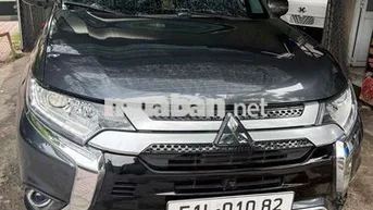 Mitsubishi Outlander CVT 2023 xám