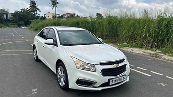 Chevrolet Cruze LTZ 2015 Cao cấp Tự động Trắng