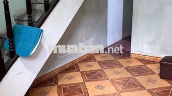 Cho thuê nhà 2 tầng, thị trấn Yên Viên