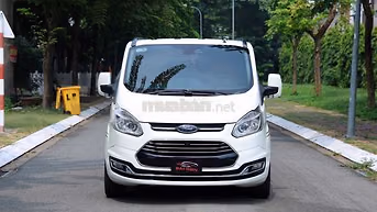 Ford Tourneo Titanium 2019 Trắng 9 vạn km