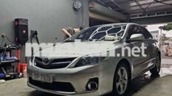 Toyota Altis 2.0 2011 Bạc Tự động