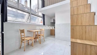 PHÒNG GÁC SẴN NỘI THẤT MỚI KENG GẦN ĐẠI HỌC VĂN HIẾN