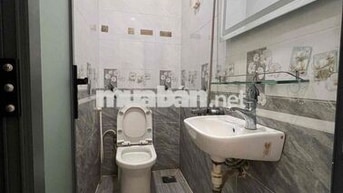 cho thuê nhà mới hương lộ 2-2 phòng ngủ hẻm xe hơi