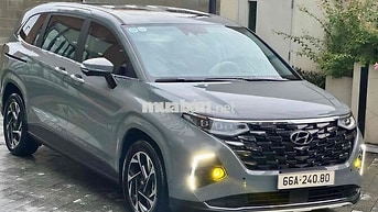 Hyundai Custin 2.0L 2024 7 chỗ Tự Động Xám