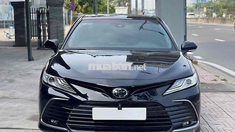 Toyota Camry 2.5Q 2022 Đen 50.000 km