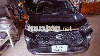 Toyota Veloz Cross 7 chỗ Đen Indonesia 71.000 km