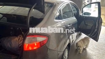 Ford Fiesta 1.5 AT bản full xe lướt