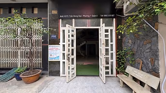 Cho Thuê Mặt Bằng : 637C  Trần Hưng Đạo P.1 Q.5 - dt:4x12m - dtsd:65m2