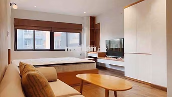 Phòng studio, cửa sổ trời_diện tích 35m2_ hẻm 7 Phan Đăng Lưu