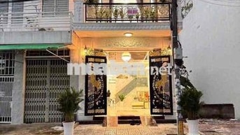 NHÀ TRỆT LẦU MỚI HOÀN THIỆN – MẶT TIỀN CÔNG VIÊN