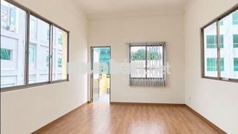 Văn Phòng 30m2 Nguyễn Thị Minh Khai, full máy lạnh, đối diện VTV