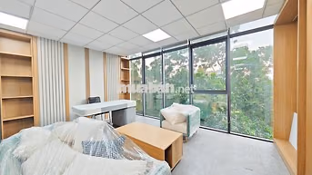 Cho thuê văn phòng Lê Trọng Tấn lô góc 65m2 chỉ 10tr view kính thoáng