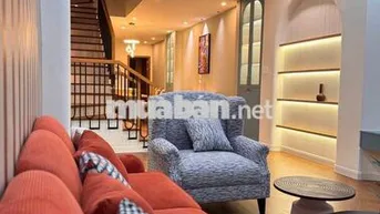 CHO THUÊ NHÀ 2 TẦNG ĐẸP - KHU VỰC HẢI CHÂU