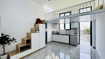 CĂN HỘ GÁC CAO - FULL NỘI THẤT - BAN CÔNG RIÊNG - NGAY PHAN VĂN HỚN