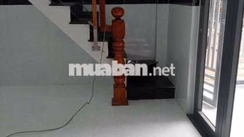 nhà mới đẹp 1 lầu lửng 3pn1wc  có sân rộng