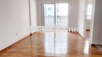 Bán căn ban công Ehome 3, nhà trống 2PN, 2WC, block A8, giá 2,76 tỷ