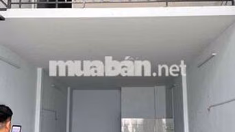 Cho Thuê Nhà Ngay Đại Học Công Thương - DT 5x20m Cấp 4 Gác Lửng - 8Tr