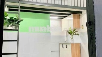 Duplex như hình,máy lạnh inverter,bàn bếp,..