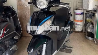 Honda Vision nhật nhà mua mới chính hãng còn mới,