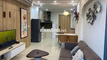 Cho thuê căn hộ 2 PN Emerald full nội thất, view sân banh, mát mẻ