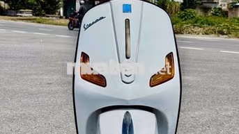 Vespa 50cc Trắng 2025