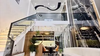 nhà mới xinh lung linh có nội thất  3pn 2wc ,1sec ngắn lvk, 