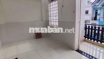 Còn 1 phòng ban công đường phạm văn chiêu, khu an ninh, không ngập