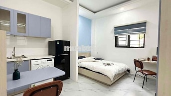 Căn Hộ Sang Trọng Mới Xây Ngay Bờ Kè Hoàng Sa Q3