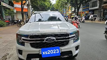 Ford Everest Titanium 1 cầu 2023 Trắng 54.000 km