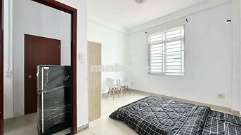 2PN MỚI FULL NỘI THẤT CỬA SỔ LỚN NGAY ĐH CÔNG NGHIỆP NGUYỄN VĂN DUNG